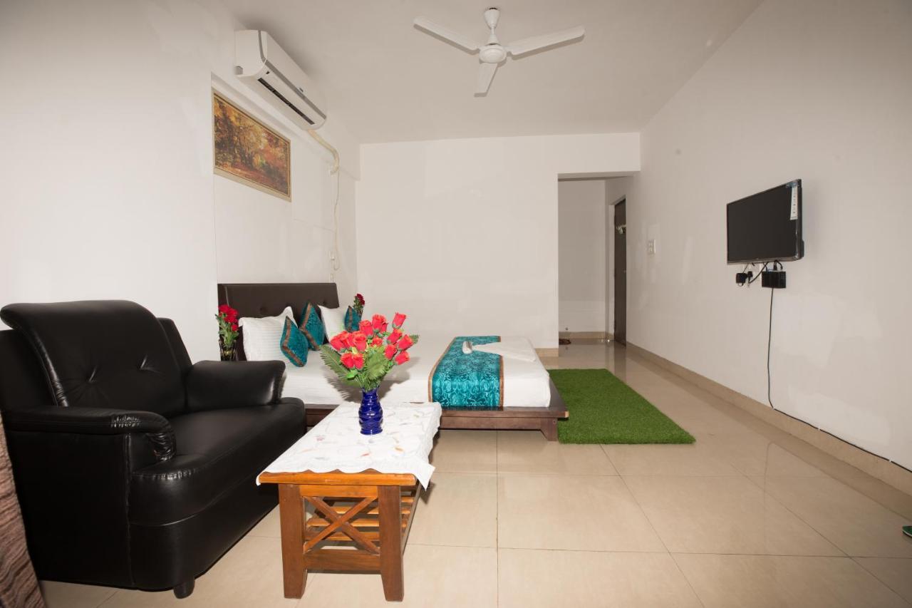 Aristo Serviced Apartment, Room, Apartment Near Kokilaben Dhirubai Ambani Hospital For Family Only, Mumbai Exterior photo