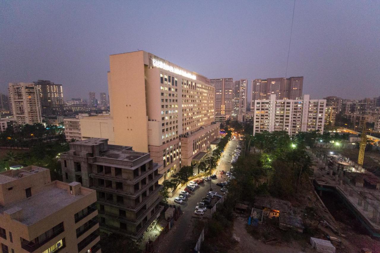 Aristo Serviced Apartment, Room, Apartment Near Kokilaben Dhirubai Ambani Hospital For Family Only, Mumbai Exterior photo